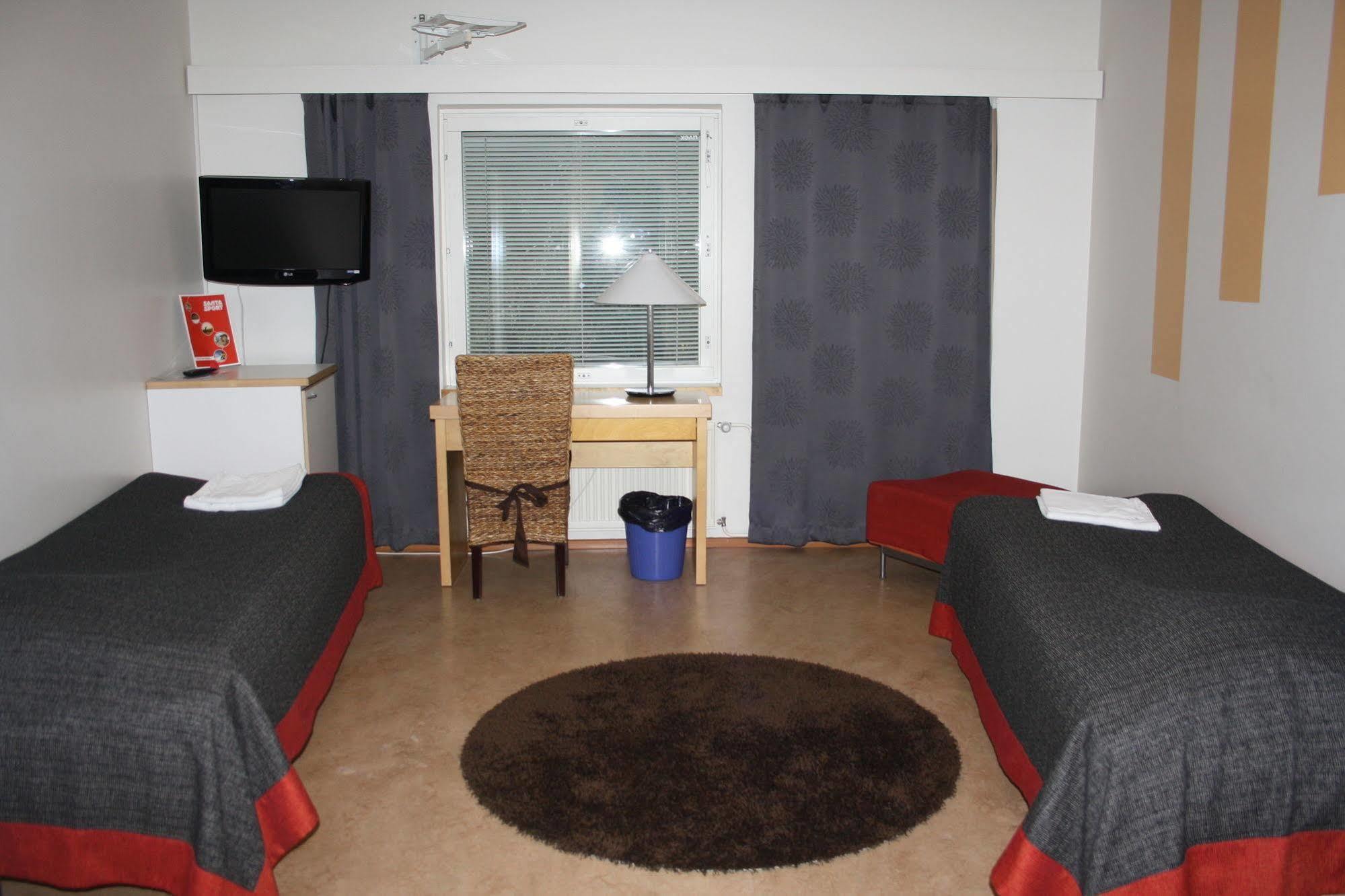 Santasport Hostel โรวานิเอมิ ภายนอก รูปภาพ